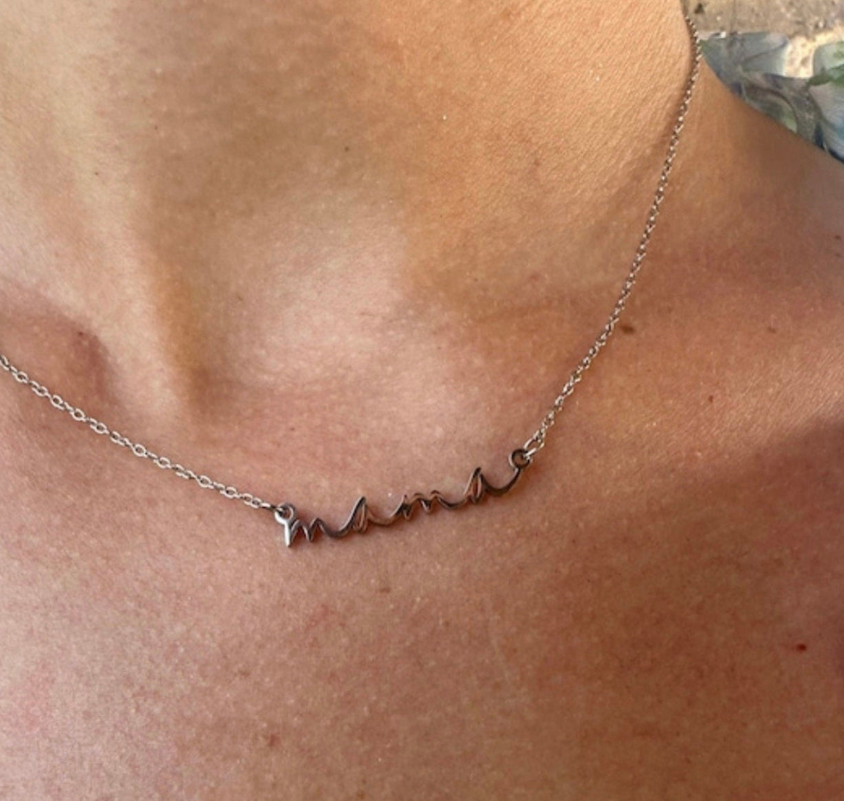 Mama Necklace in Silver