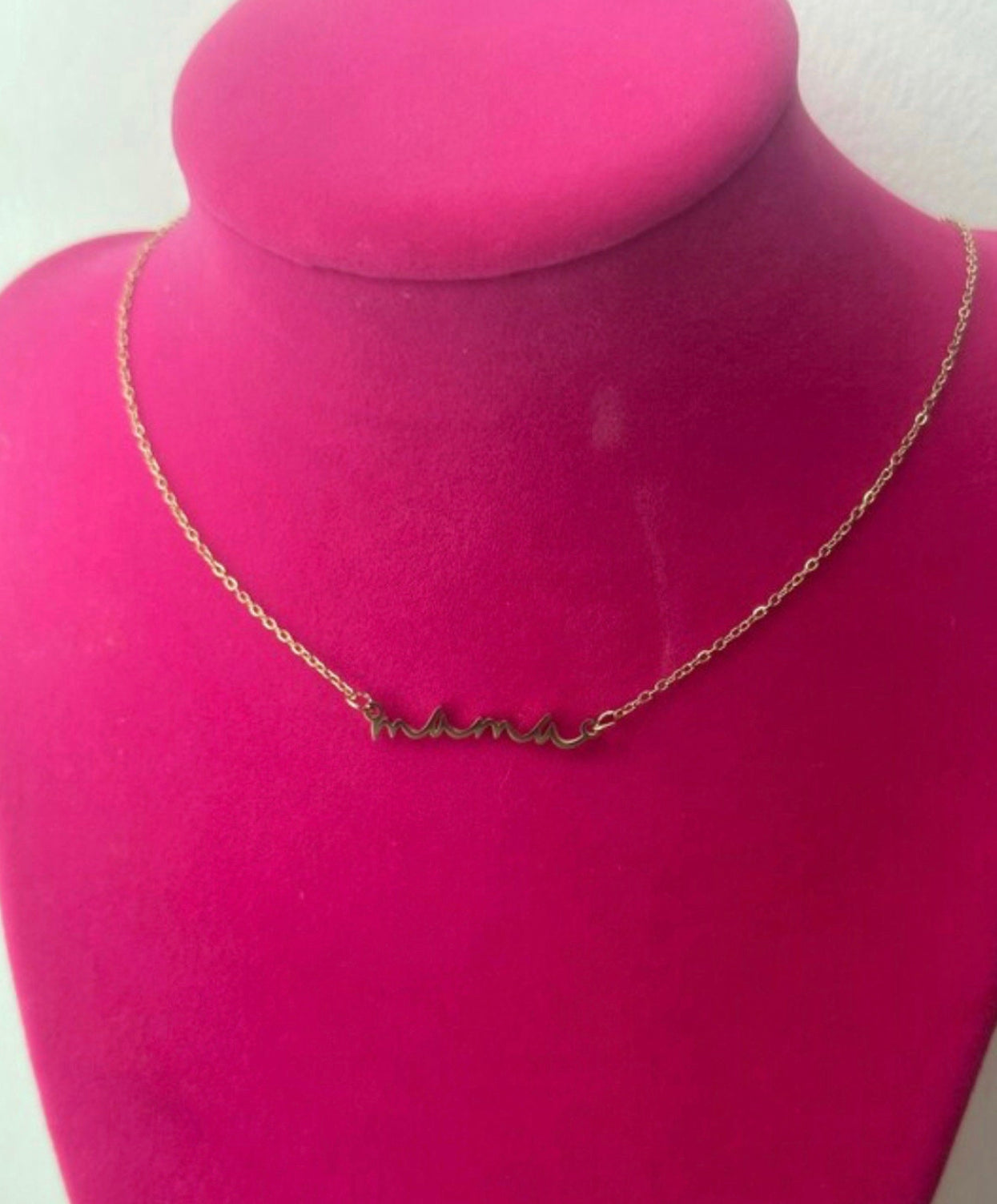 Mama Necklace in Gold