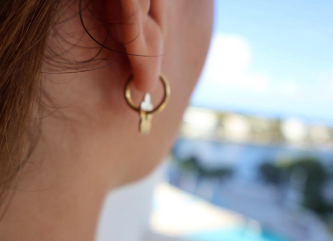 Minimalist hoops,flower earrings, Heart earrings,Dainty Earrings, minimalist earrings, heart stud , Minimalist Earrings, gold earrings