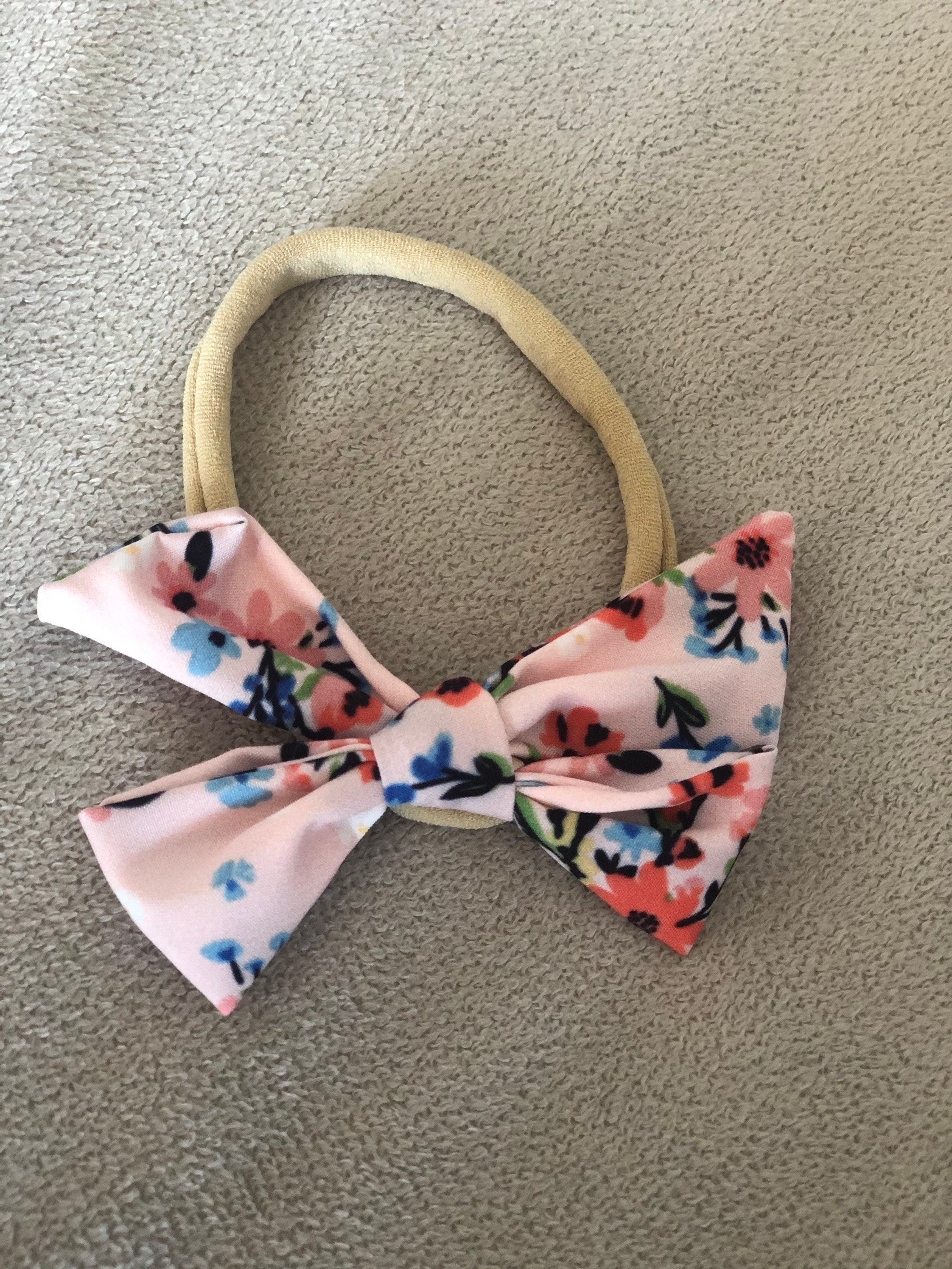 Set of 5 bows