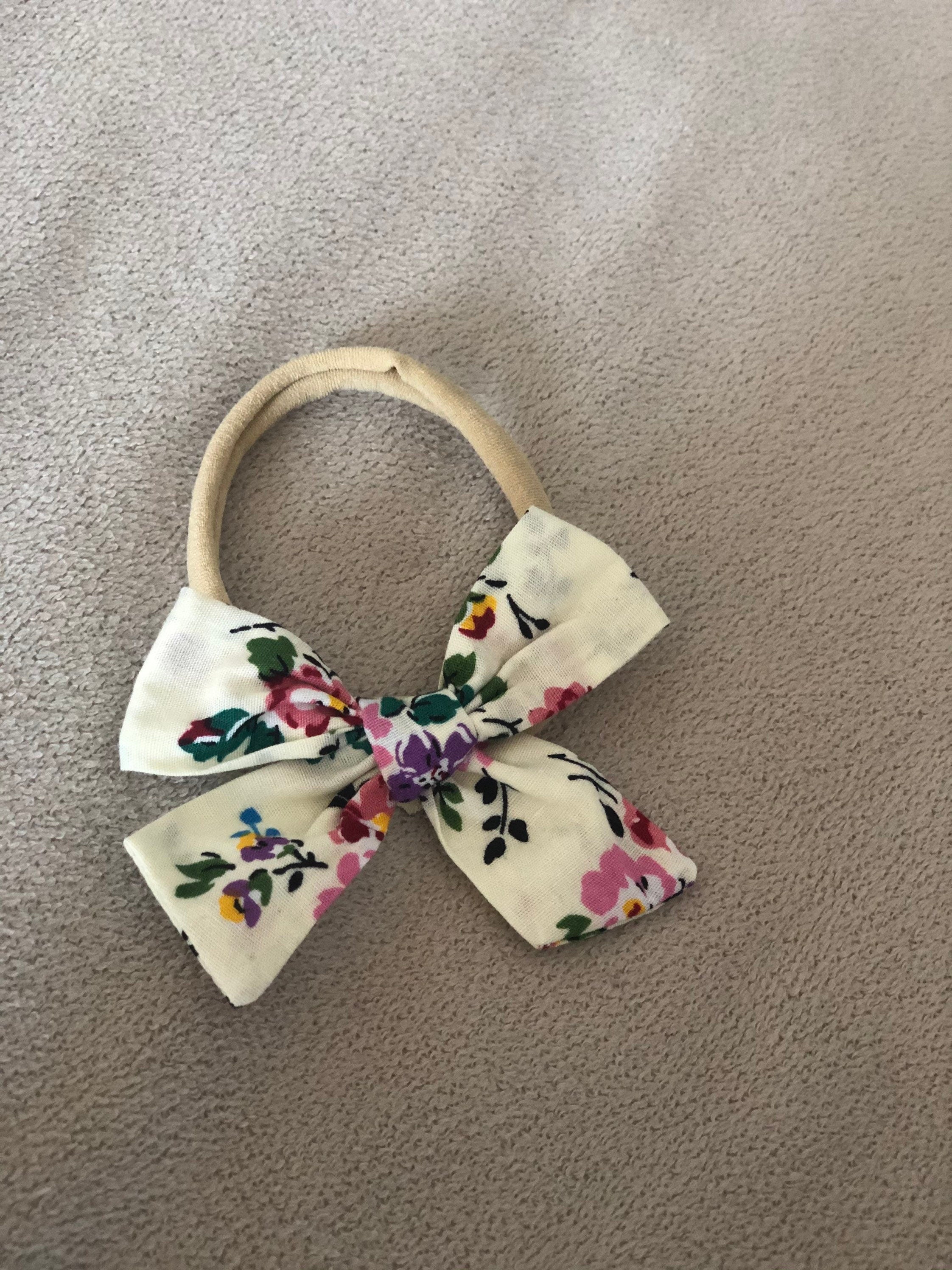 Set of 5 bows