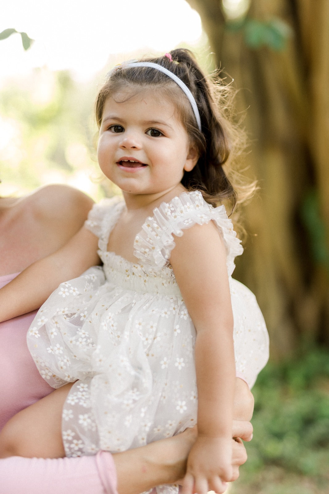07 - White Tulle Dress with Golden Daisies